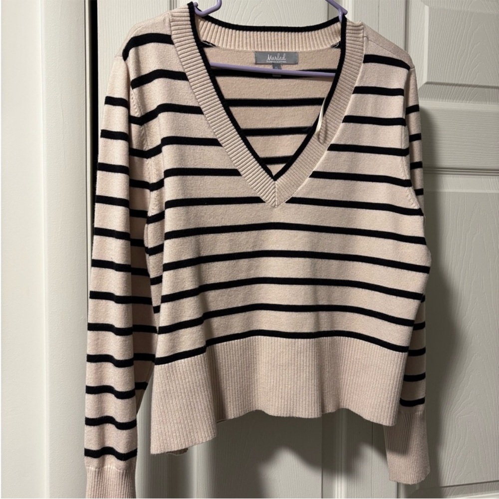 Marled V-neck Boxy Striped Neutral Sweater